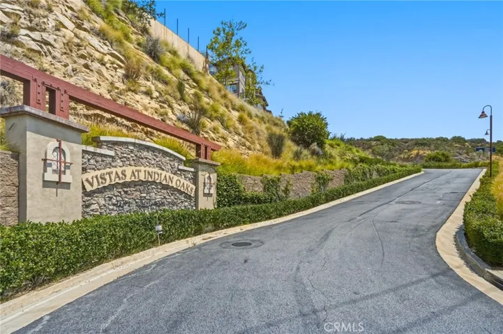 11528 Verona, Chatsworth, California 91311