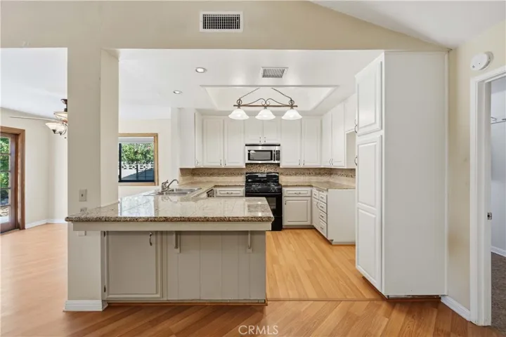 2827 Perfect, Lancaster, California 93536