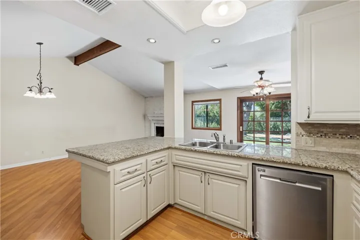 2827 Perfect, Lancaster, California 93536