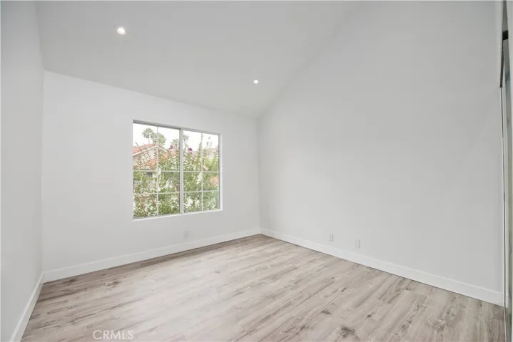 600 Kingswood Lane A, Simi Valley, California 93065
