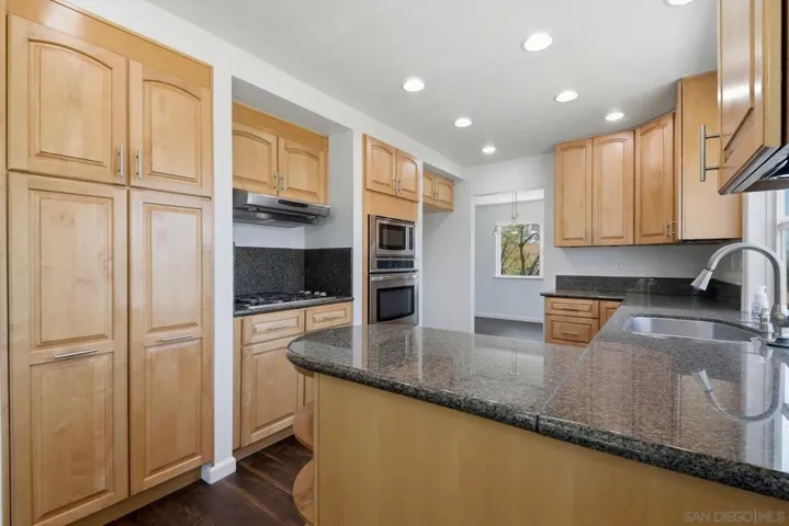 10908 Corte Codorniz, San Diego, California 92127