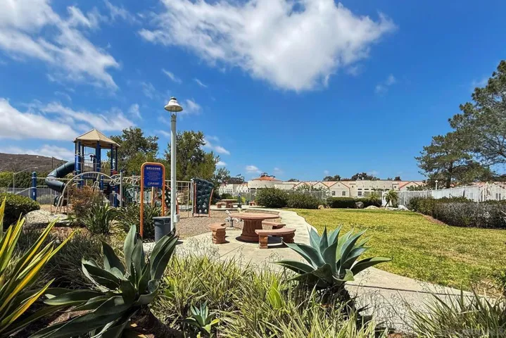 10908 Corte Codorniz, San Diego, California 92127