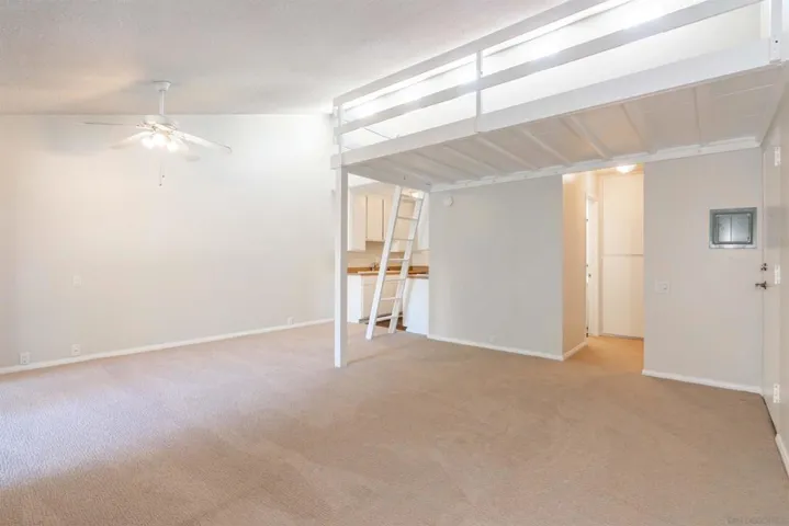 1775 Diamond 1-306, San Diego, California 92109