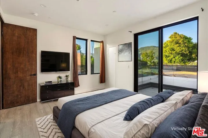 5675 Calpine Drive, Malibu, California 90265