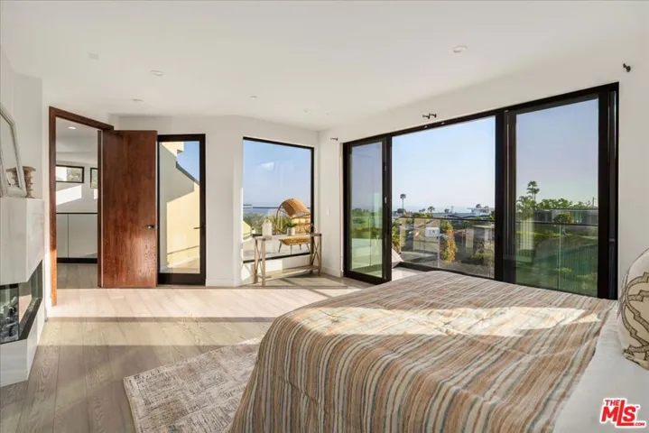5675 Calpine Drive, Malibu, California 90265
