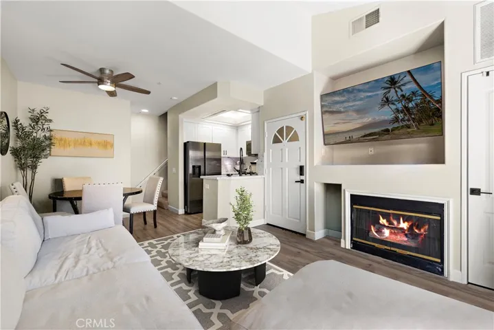 Living Room - Photo has been virtually staged