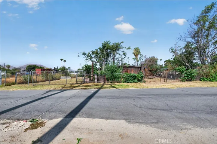 1021 Jefferson, Colton, California 92324