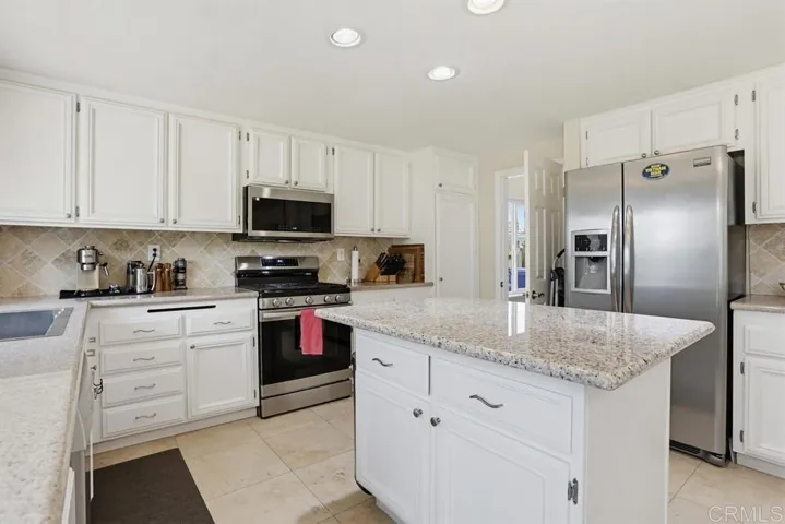 377 Moonstone Bay Drive, Oceanside, California 92057