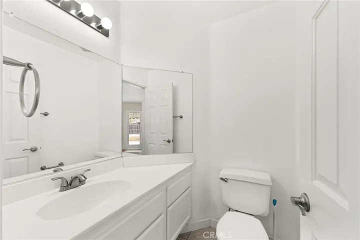 28348 Saddlebrook, Highland, California 92346