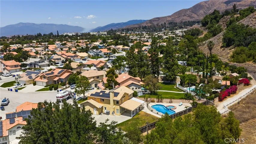 28348 Saddlebrook, Highland, California 92346