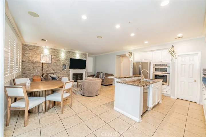 25325 Sage, Corona, California 92883
