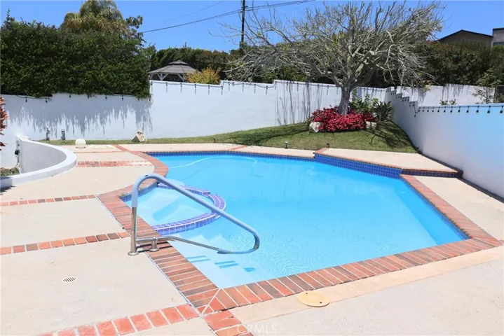 1456 Via Coronel, Palos Verdes Estates, California 90274