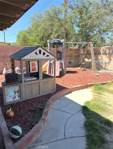 915 Marlyce, Hemet, California 92543