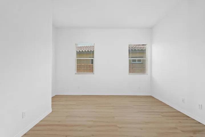 120_12135912_189907_189907-EI-119