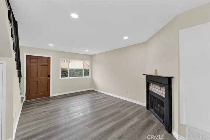 521 West 9th Street, Upland, California 91786