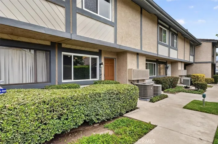 521 West 9th Street, Upland, California 91786
