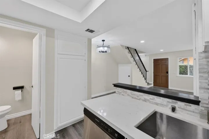 521 West 9th Street, Upland, California 91786