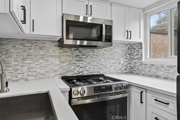 521 West 9th Street, Upland, California 91786