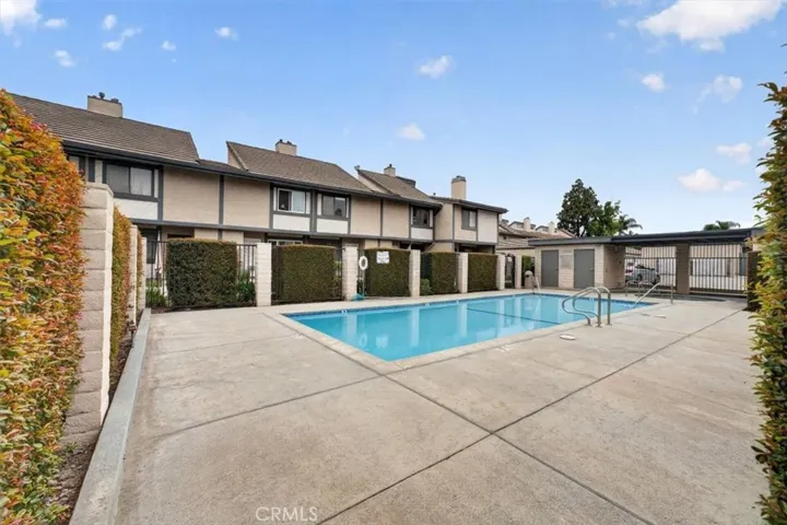 521 West 9th Street, Upland, California 91786