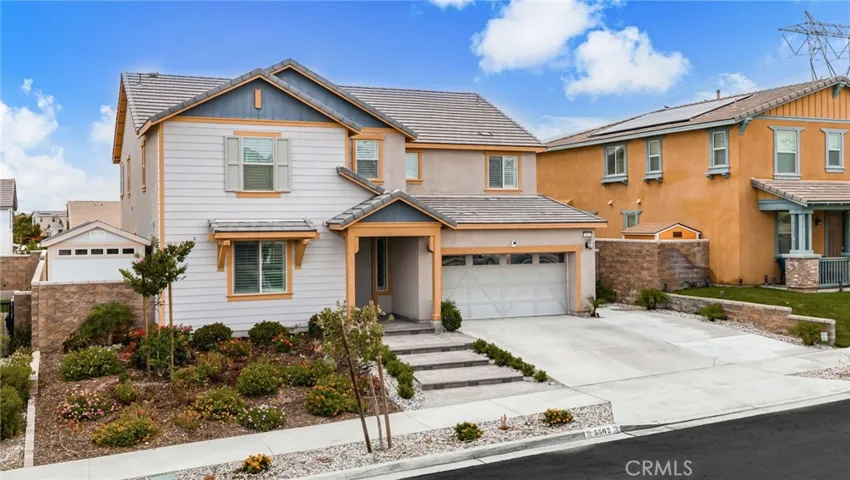 5562 Royal Oaks, Fontana, California 92336