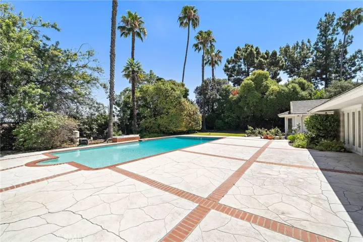 1001 Eadington, Brea, California 92821