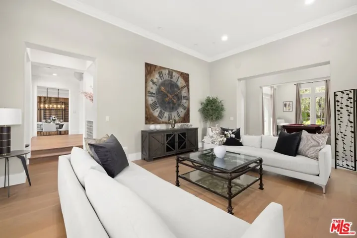 29462 Malibu View Court, Agoura Hills, California 91301