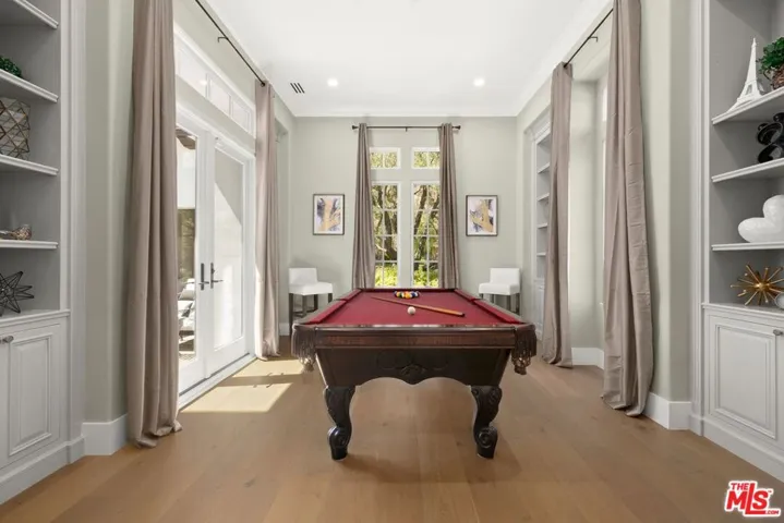 29462 Malibu View Court, Agoura Hills, California 91301