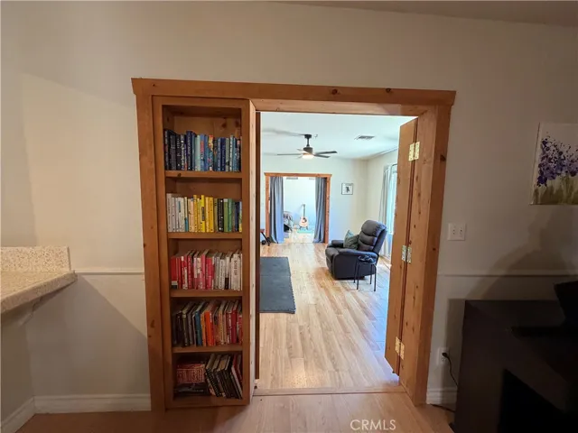 32038 Crystalaire, Llano, California 93544