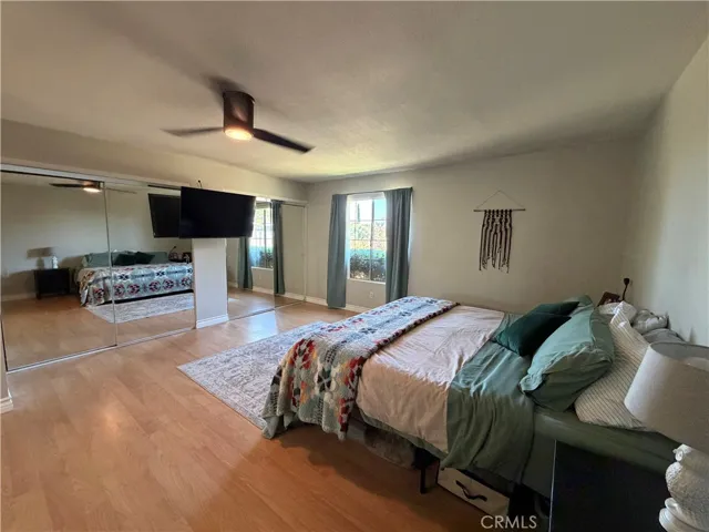32038 Crystalaire, Llano, California 93544