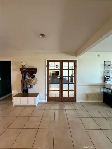 32038 Crystalaire, Llano, California 93544