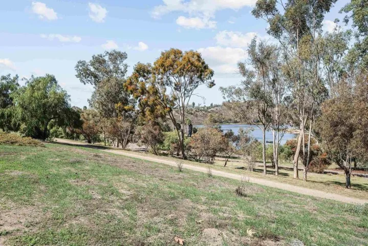 5700 Baltimore Dr 76, La Mesa, California 91942