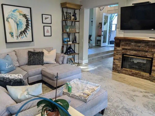 4381 Corte De La Fonda, San Diego, California 92130