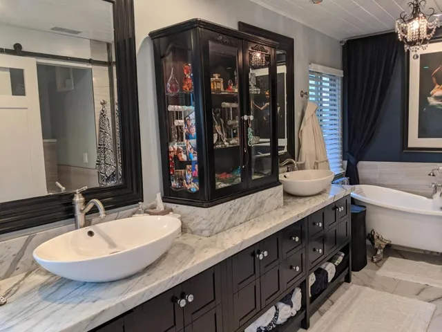 4381 Corte De La Fonda, San Diego, California 92130