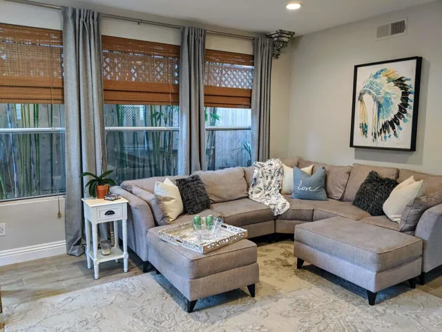 4381 Corte De La Fonda, San Diego, California 92130