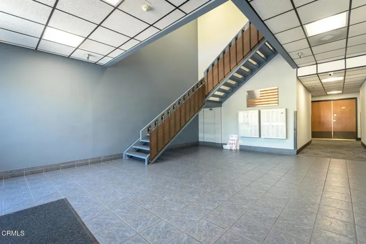 6708 Foothill Boulevard 207, Los Angeles, California 91042 — photo 4