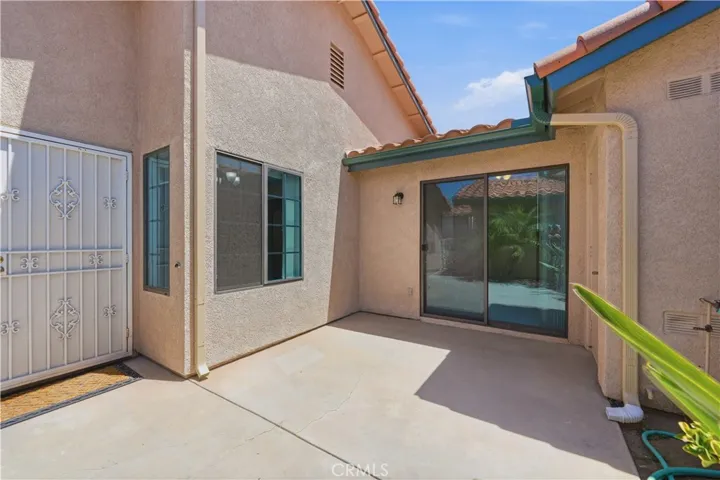 1086 Morning Mist Court, Hemet, California 92545