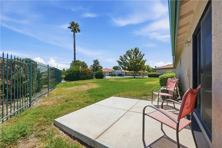1086 Morning Mist Court, Hemet, California 92545
