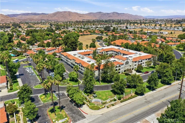 1086 Morning Mist Court, Hemet, California 92545