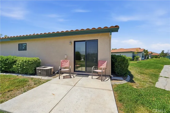 1086 Morning Mist Court, Hemet, California 92545