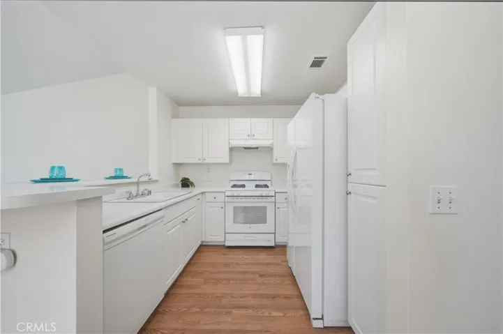 1086 Morning Mist Court, Hemet, California 92545