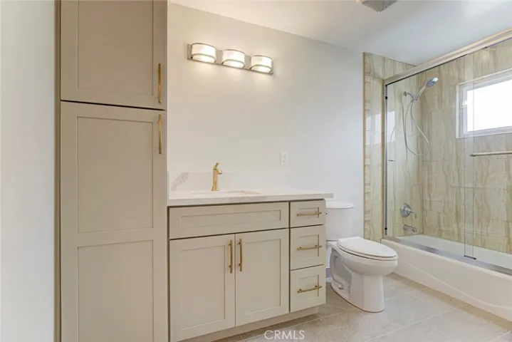 1333 Western, Glendale, California 91201