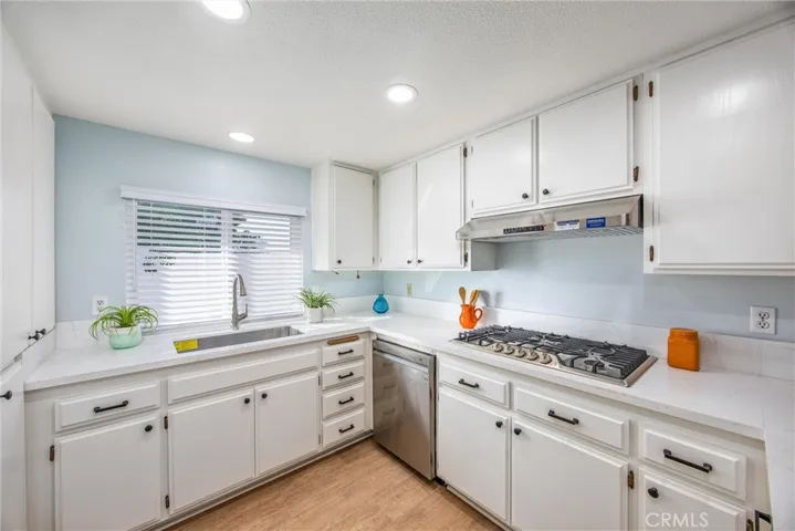 1997 S Starfire Ave, Corona, California 92879