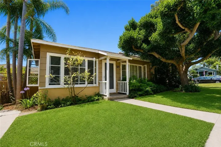 379 Aster, Laguna Beach, California 92651
