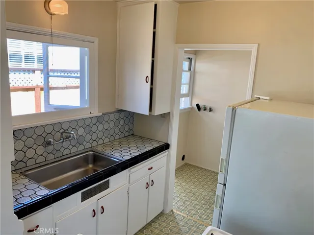 387 kitchen