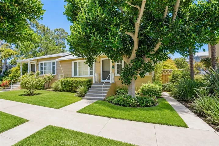 379 Aster, Laguna Beach, California 92651