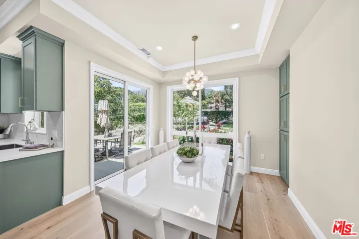 4897 Rosemont Avenue, La Crescenta, California 91214