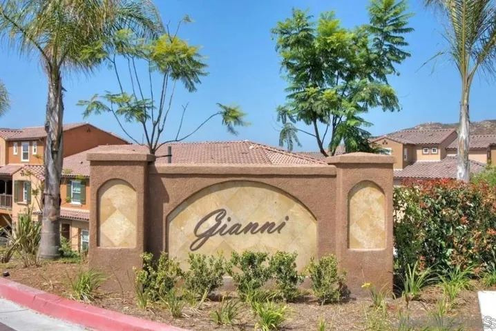 17007 Camino Marcilla 3, San Diego, California 92127