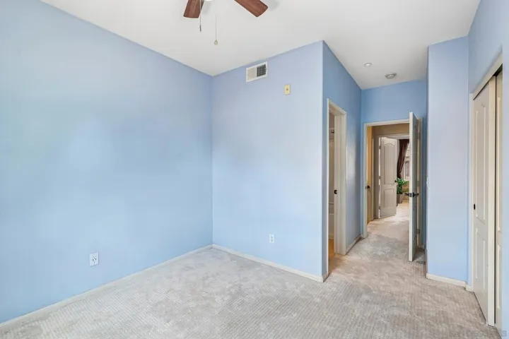 17007 Camino Marcilla 3, San Diego, California 92127