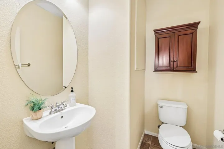 17007 Camino Marcilla 3, San Diego, California 92127