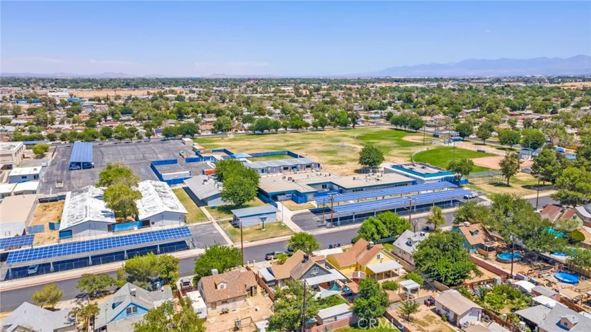 44309 Hardwood Avenue, Lancaster, California 93534